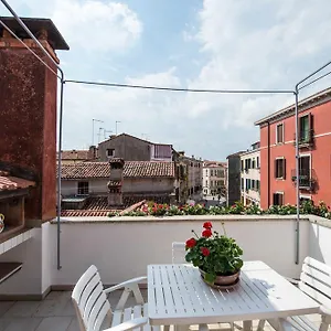 Appartement Savoia & Jolanda 2, Venise